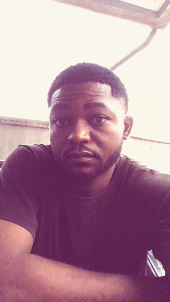 M MBELE Maxim